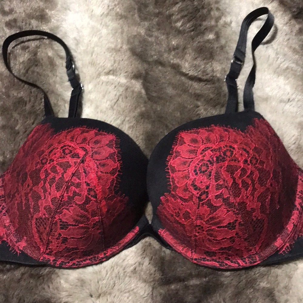Victoria’s Secret bra
